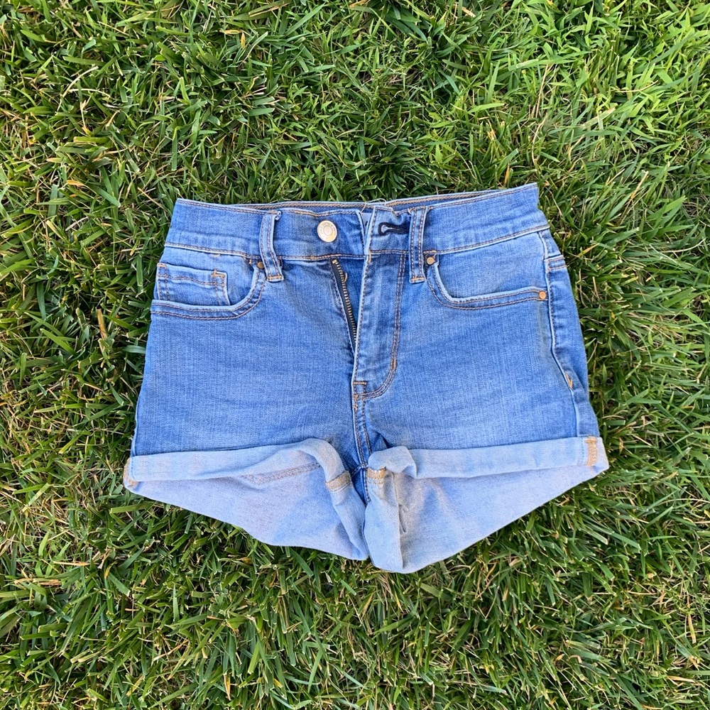 dark wash pacsun denim shorts!